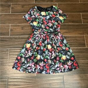 Romeo & Juliet Couture Fit & Flare Floral Dress Size XS